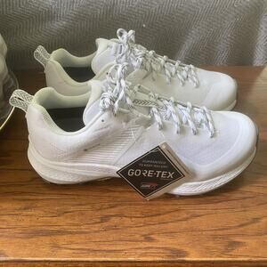 NEW Merrell MQM 3 Goretex Trail Shoes Sneakers White J500556 Womens US 7.5